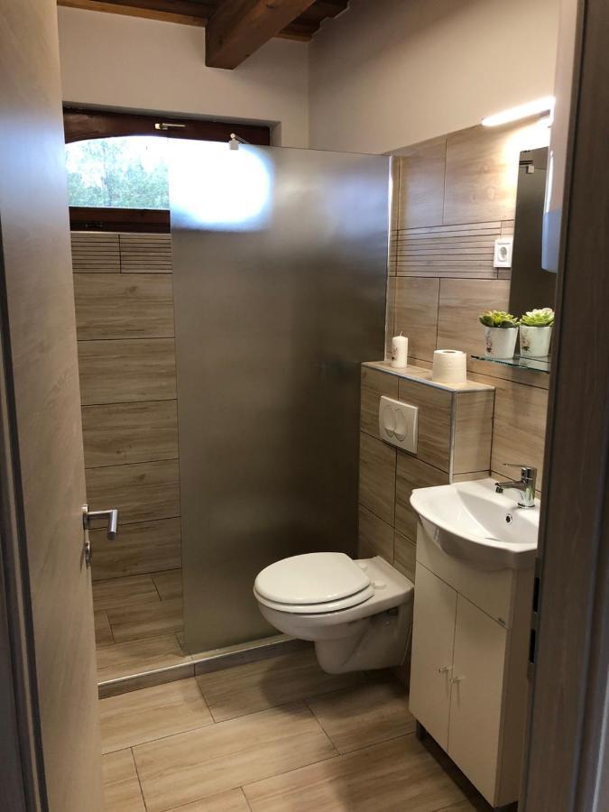 Lena Vendeghaz Hotel Balatonbereny Bagian luar foto